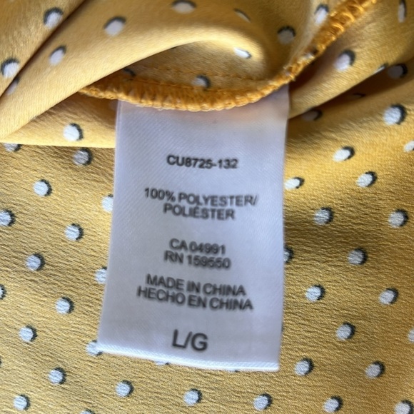 Hilary Radley Top Yellow V Neck Blouse Size Large Polka Dots Cap Sleeve Womens - Picture 6 of 8